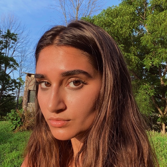 sincerly_leela